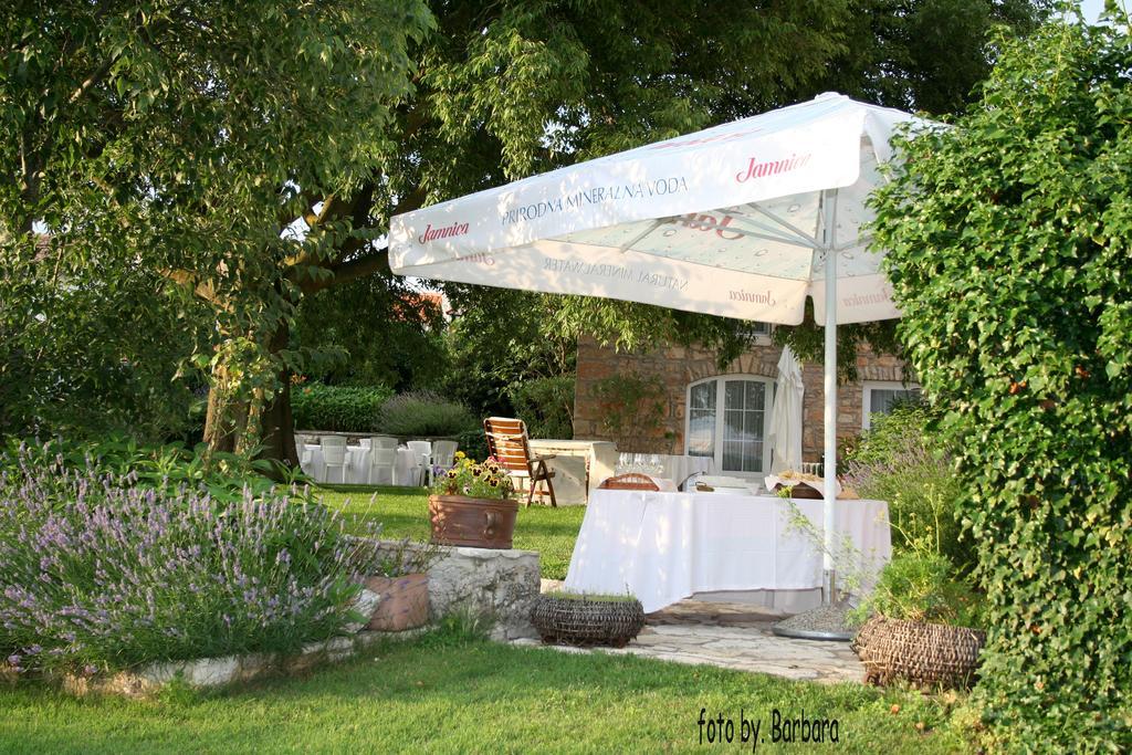 Boutique B&B Stancija 1904 Adults Only Svetvinčenat Camera foto